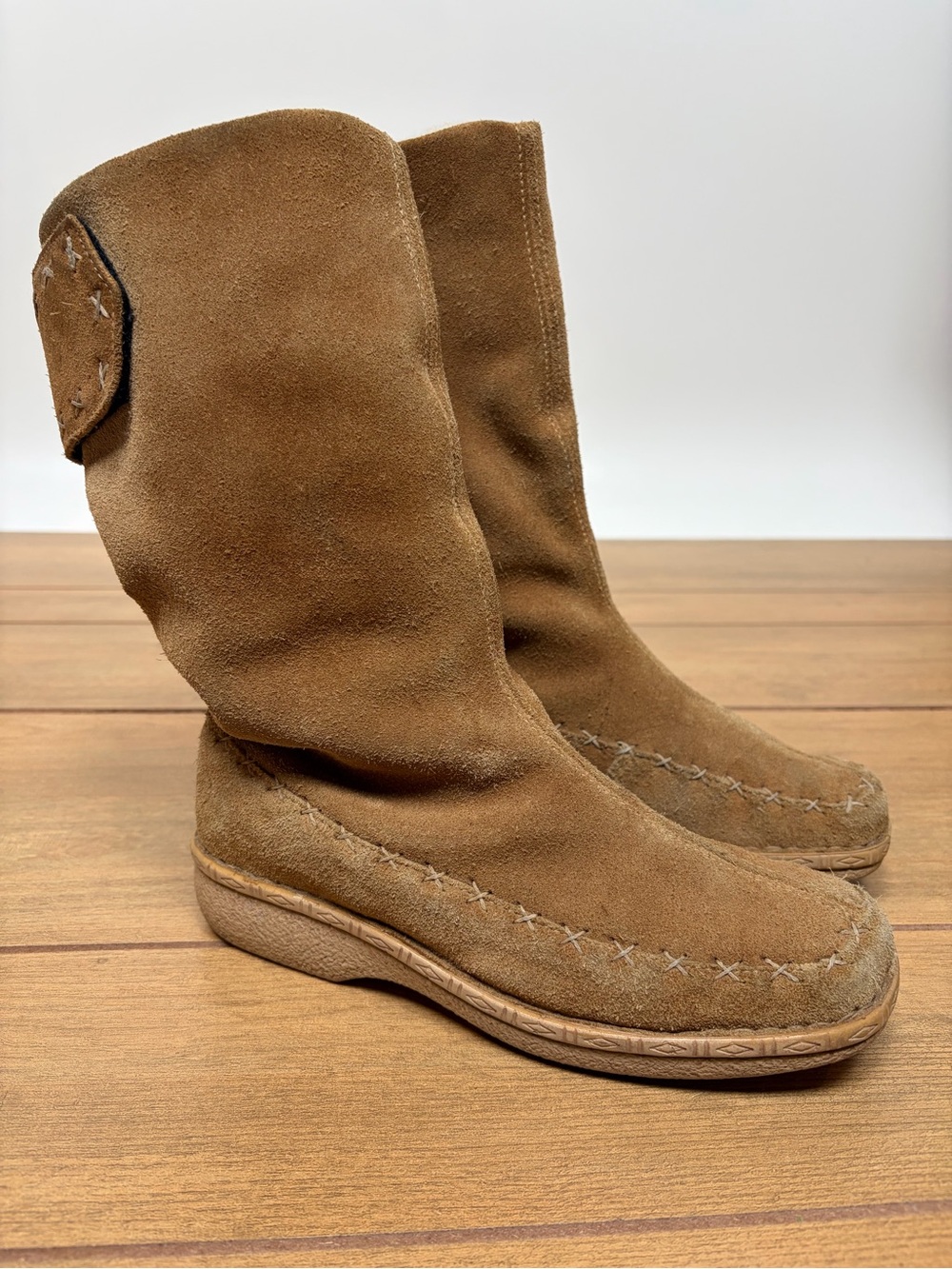Tsonga Suede Moccasin Boots Tan Whipstitch Boho Crepe Sole Size 37